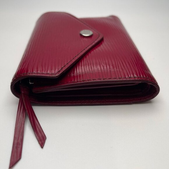 Louis Vuitton Red Epi Leather Victorine Compact Wallet - Preowned - Picture 5 of 15